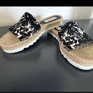 Stella McCartney Gaia Embroidered Mushroom Slides